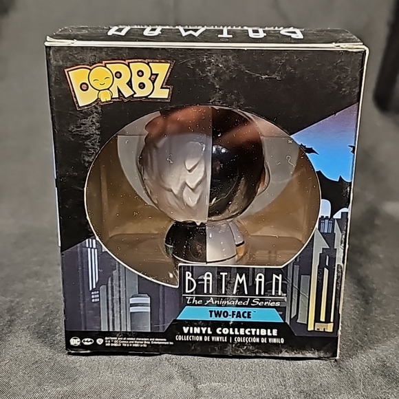 Funko Dorbz 228 Two-Face Batman Animated Series Walmart Black Friday Exclusive - Picture 3 of 4